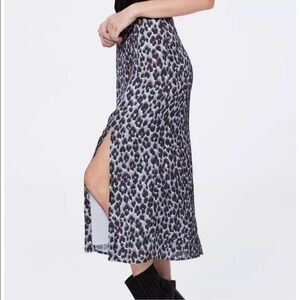 PAIGE Blue Ice Psychedelic Leopard Delfina Midi Slit Skirt size M